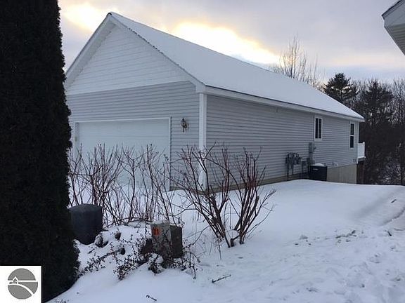 3rd image of 1709 Saint Joseph St