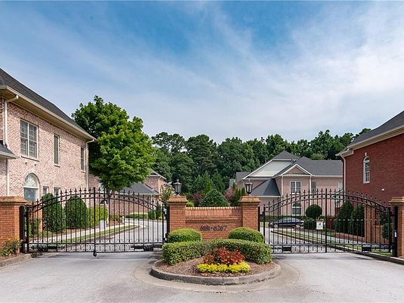 3rd image of 6189 Spalding Dr