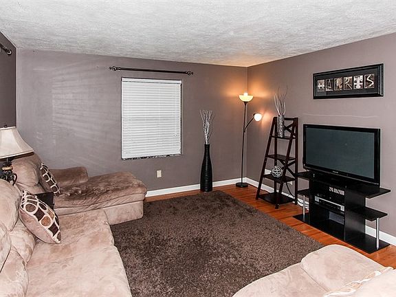 5th image of 3050 Kessler Blvd E Dr