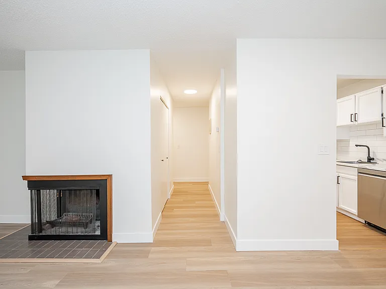 7631 Steveston Hwy #208 — Photo 2