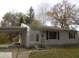 910 S Ball St, Owosso, MI 48867