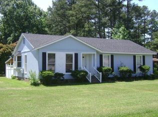 303 S Chestnut St, Woodland, NC 27897