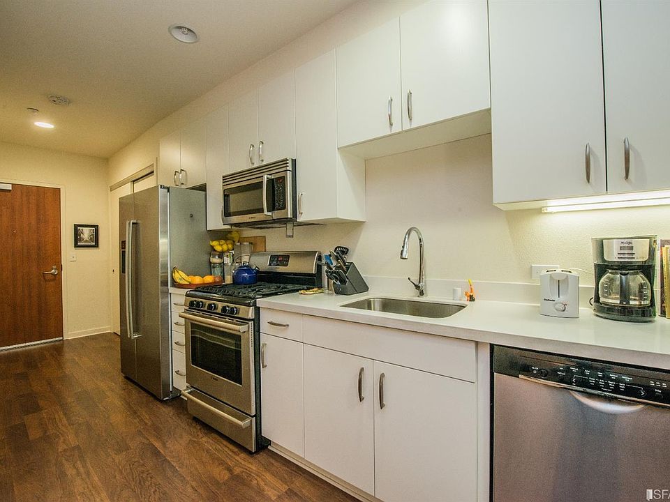 1st image of 555 Bartlett St APT 201