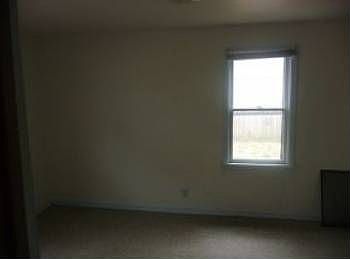 2nd image of 537 N Division St