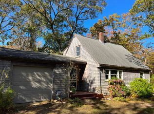 14 21st St N, Edgartown, MA 02539