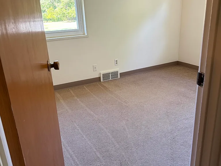 1769 Burbank Rd #3 — Photo 6