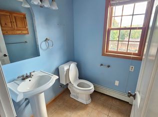 185 Summit Ave, Central Valley, NY 10917