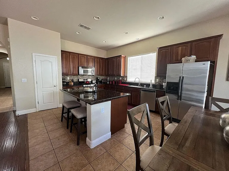 11795 Corino Way — Photo 7