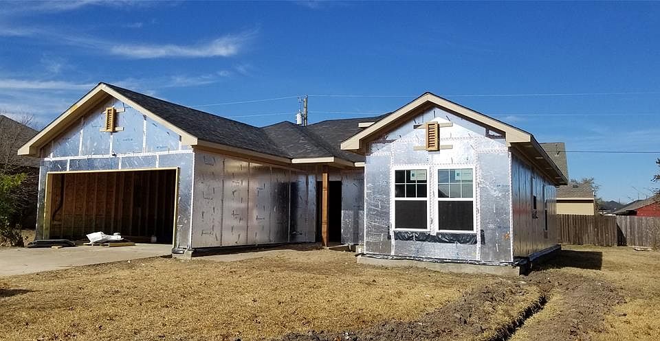 1st image of 307 Mesa Ct