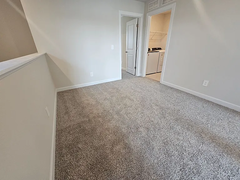 1203 Falling Acorn Ln — Photo 22