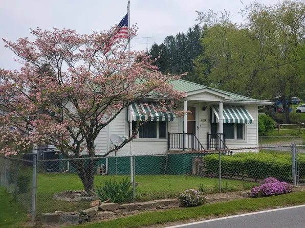 7727 Okey L Patteson Rd, Scarbro, WV 25917