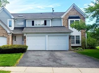 355 S Collins St #355, South Elgin, IL 60177