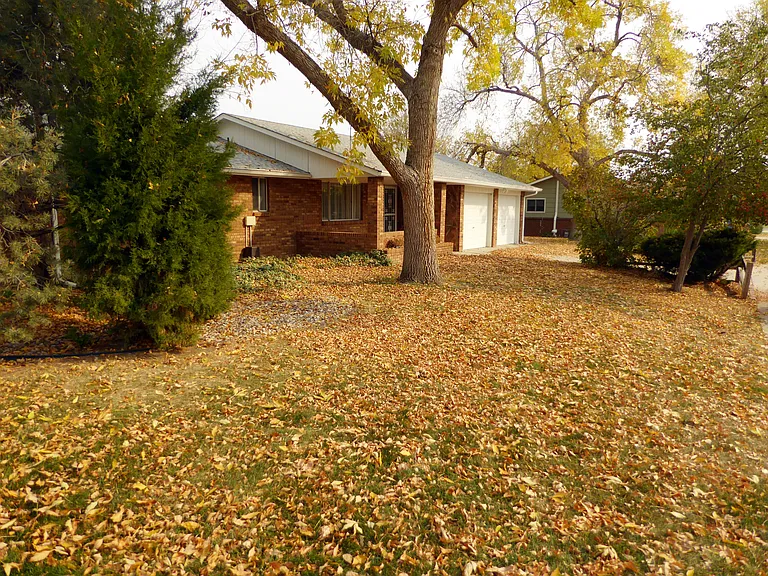 331 Juniper Pl — Photo 28