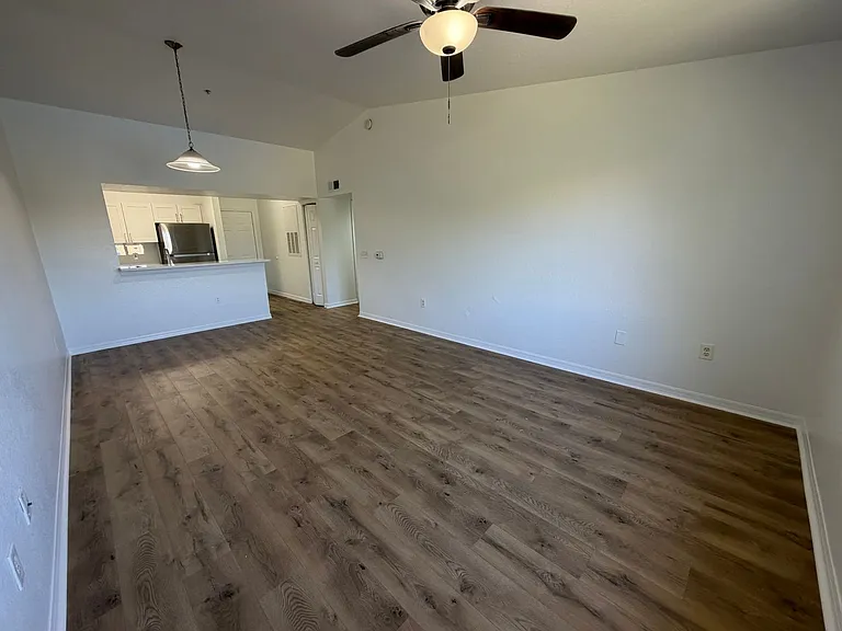 8274 Key Royal Cir #1032 — Photo 8