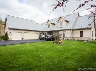 154 W Hawthorne Ln, West Chicago, IL