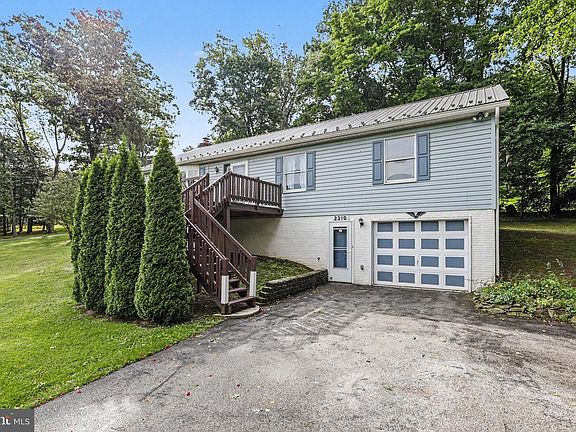 3rd image of 2210 Waynesboro Pike