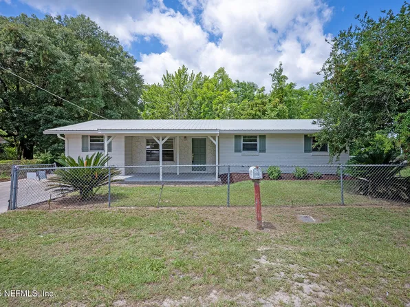 518 7TH Street, Macclenny, FL 32063