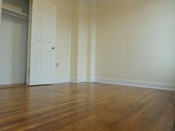 3rd image of 2523 31st Ave #A22