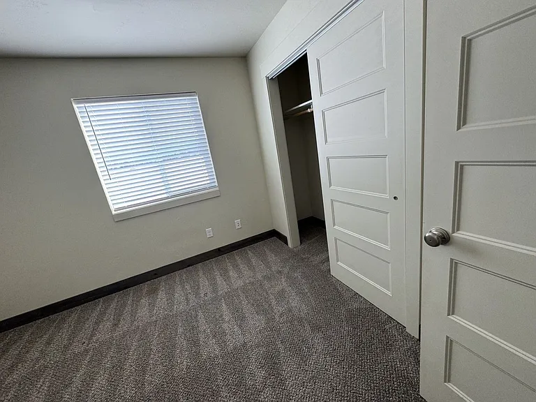 173 Jewel Basin Ct — Photo 9