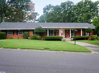 308 N Plaza Dr, Little Rock, AR 72205
