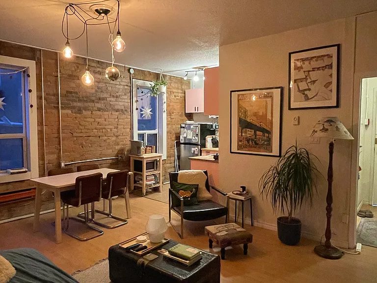 225 Gladstone Ave — Photo 180