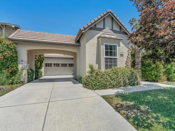 28 Oak Grove Drive, Novato, CA 94949