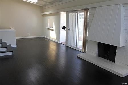 4th image of 406 Orion Way