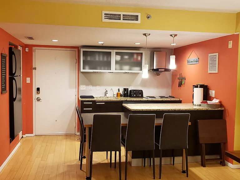 701 S Madison Ave #503 — Photo 15