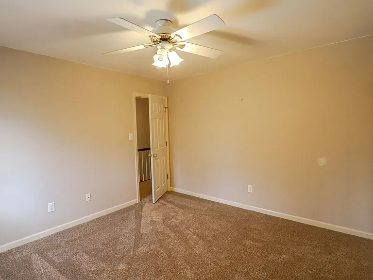 408 Bristol Rd — Photo 29