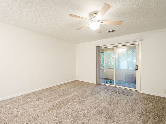 4th image of 26 Orantes Pl