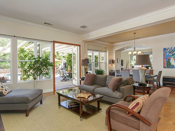 5th image of 11162 Montaubon Way