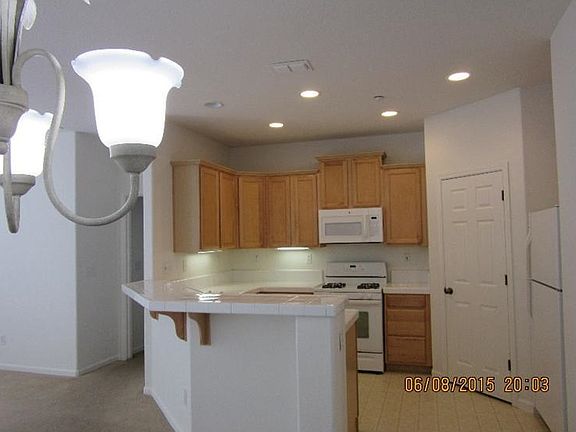 3rd image of 1766 Elston Cir