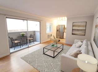 11728 Kiowa Ave #4, Los Angeles, CA 90049