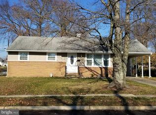 201 Cressmont Ave, Blackwood, NJ 08012