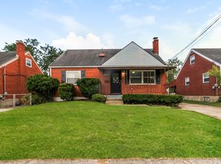 9340 Comstock Dr, Cincinnati, OH 45231