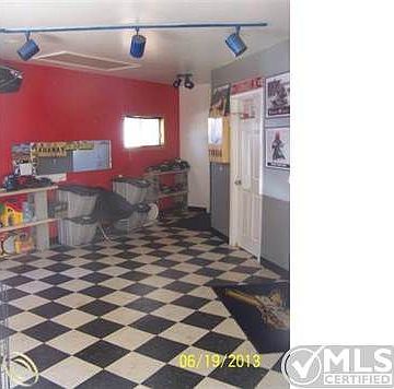 Entertainment/Playroom