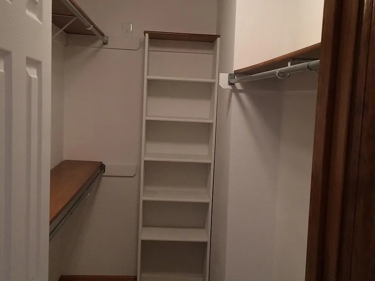 1200 NE Franklin Dr — Photo 18