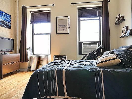 1st image of 1446 1st Ave #2C