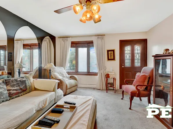 2068 Hendrickson Street image 5 of 29