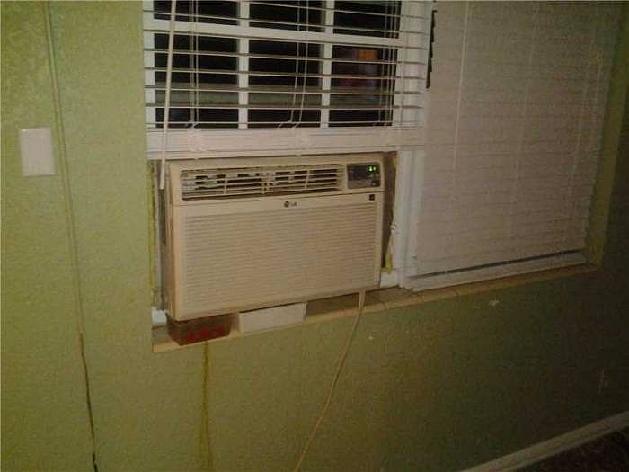 2nd image of 6101 SW 39th Ct