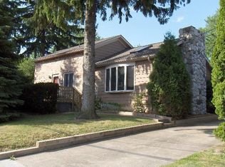 3202 Caughey Rd, Erie, PA 16506