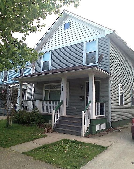 1st image of 1440 W 54th St