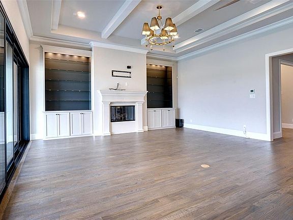 4th image of 2804 Riverbrook Way