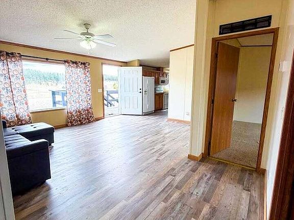 4th image of 670 Canyon Rd