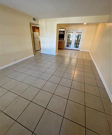 3rd image of 4369 Woodland Dr #2