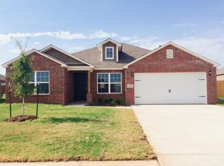 1908 W Autumn Way, Mustang, OK 73064