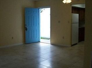 2472 Pineapple Ave APT B, Melbourne, FL 32935