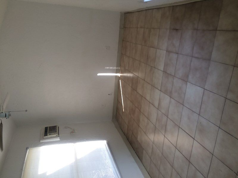 2nd image of 930 Flamingo Dr APT A