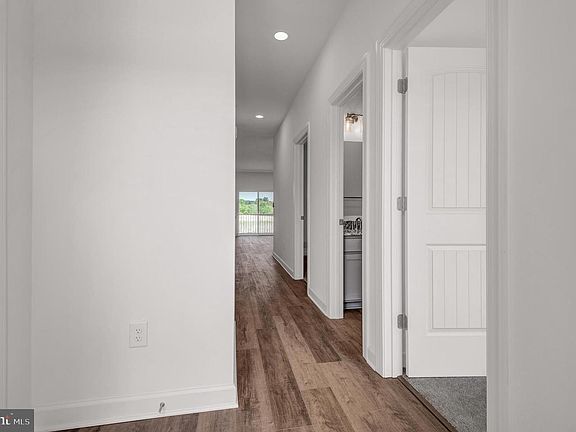 2nd image of 232 Ridge View Ln