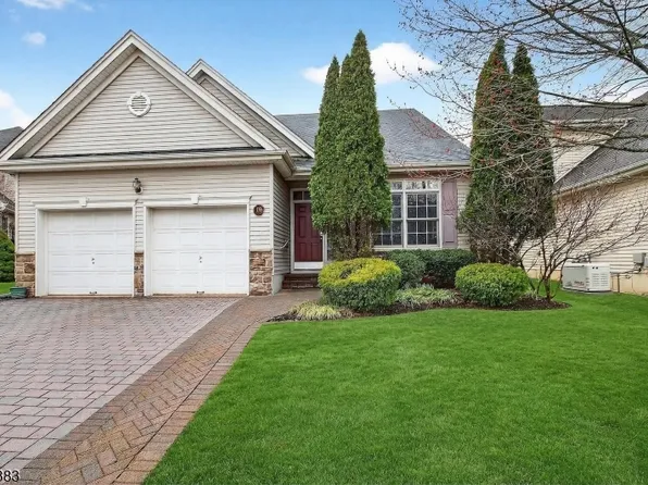 19 Witherspoon Way, Franklin Twp., NJ 08873